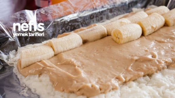 Refika’dan Güllaçtan Muzlu Rulo Pasta Nefis Yemek Tarifleri
