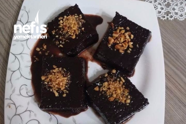 Çikolata Soslu Islak Kek Nefis Yemek Tarifleri 3382810