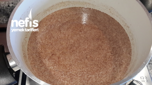 Damla Sakızlı Türk Kahveli İrmik Helvası Nefis Yemek Tarifleri