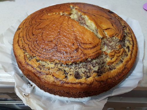 Çok Kabaran Zebra Tepsi Keki (Mega Kek) Nefis Yemek Tarifleri