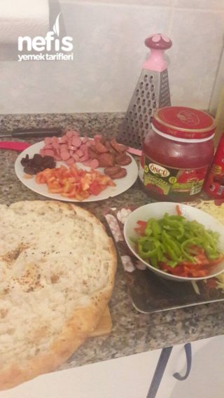 Boll Malzemeliii Ev Pizzasi (ramazan Pidesinden)