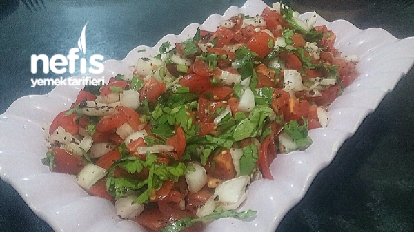 Lokanta Usulü Mükemmel Kebapçı Salatası