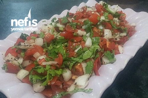 Lokanta Usulü Mükemmel Kebapçı Salatası Tarifi