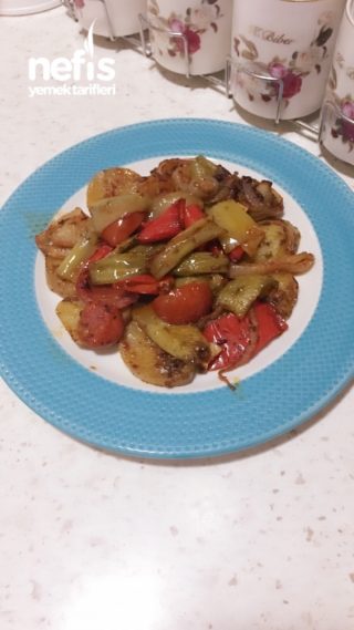 Πατάτες φούρνου με λαχανικά