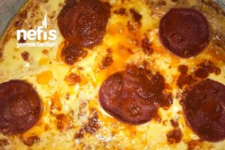 4 Peynirli Pizza Tarifi