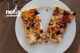 Pizza (Ev Yapımı) Tarifi