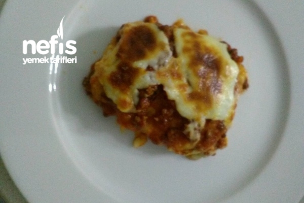 Tadında (Patates Püreli Kıymalı Kaşarlı Fırın Yemeği) Nefis Yemek