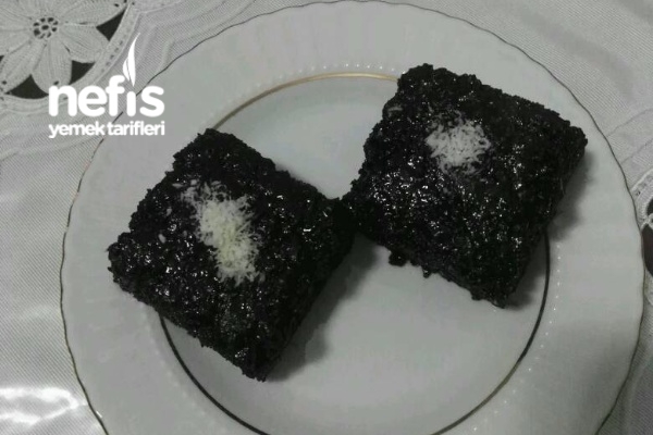 Kara Kız Pastası (Islak Kek)