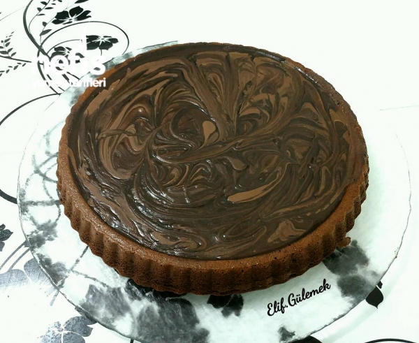 Çikolatalı Tart Kek