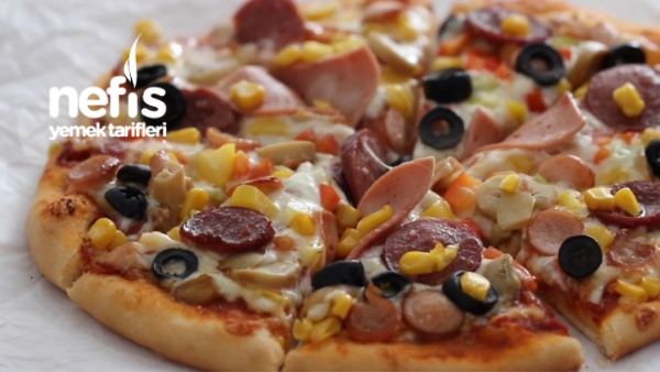 Pizza Tarifi (Videolu) Nefis Yemek Tarifleri