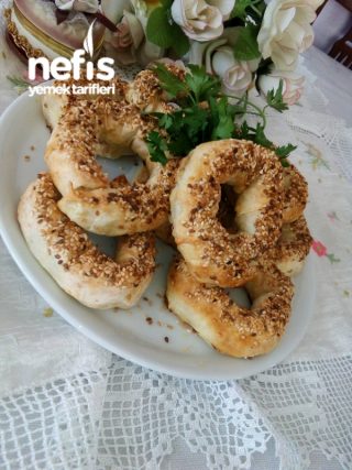 Simit Görünümlü Börek