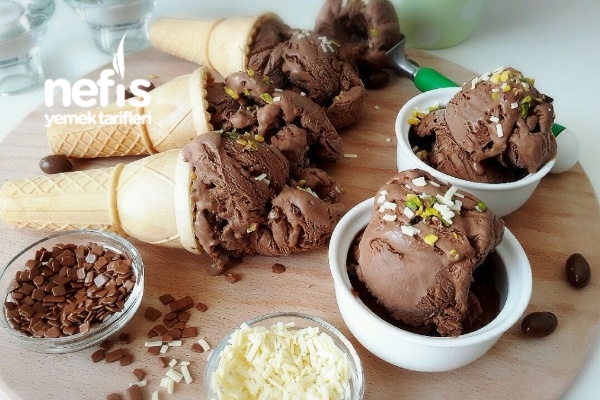Çikolatalı Dondurma (Yumurtasız) Tarifi