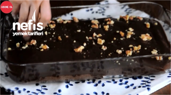 Islak Kek Tarifi Nefis Yemek Tarifleri