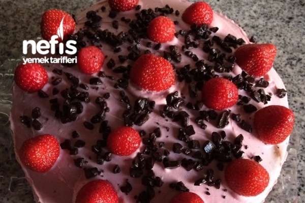 Çilekli Pasta Nefis Yemek Tarifleri 3531750