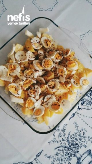 Nefis Yumurtalı Patates Salatası