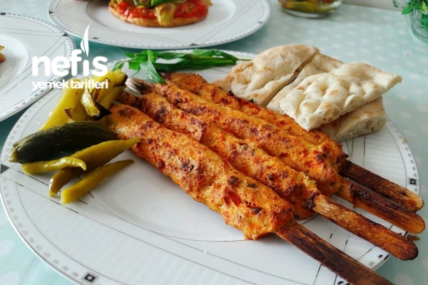 Tavuklu Adana Kebap