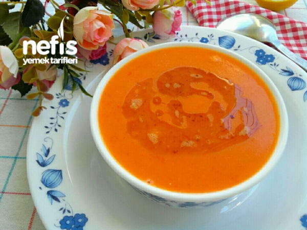 Sebzeli Domates Çorbası