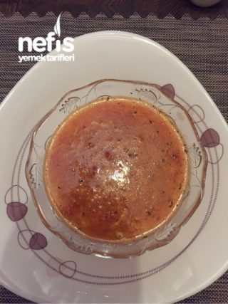 Domatesli Şehriyeli Tarhana Çorbası