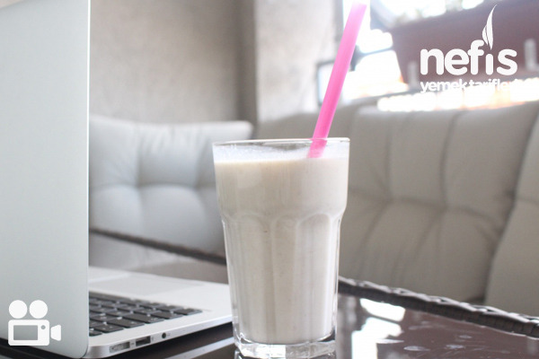 Banana Milkshake Videolu Tarifi