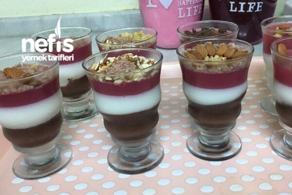 3 Renkli Puding - Nefis Yemek Tarifleri