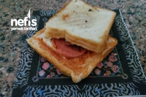 Acıktınız Mı Açlığınızı Yatıştıran Pratik Ve Enfes Tost Tarifi Acıktınız Mı Açlığınızı Yatıştıran Pratik Ve Enfes Tost Tarifi