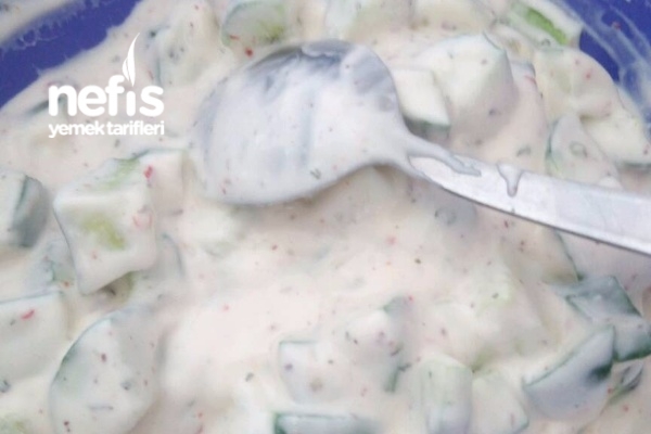 Yoğurt Salatası Tarifi (Ara Öğün)