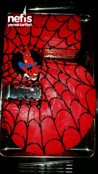 Spiderman’lı 5 Rakamlı Pasta