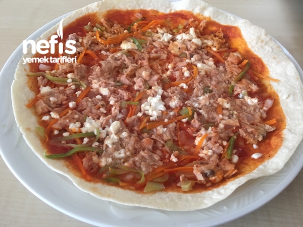 Ton Balıklı Fit Pizza (Mikrodalgada) Nefis Yemek Tarifleri