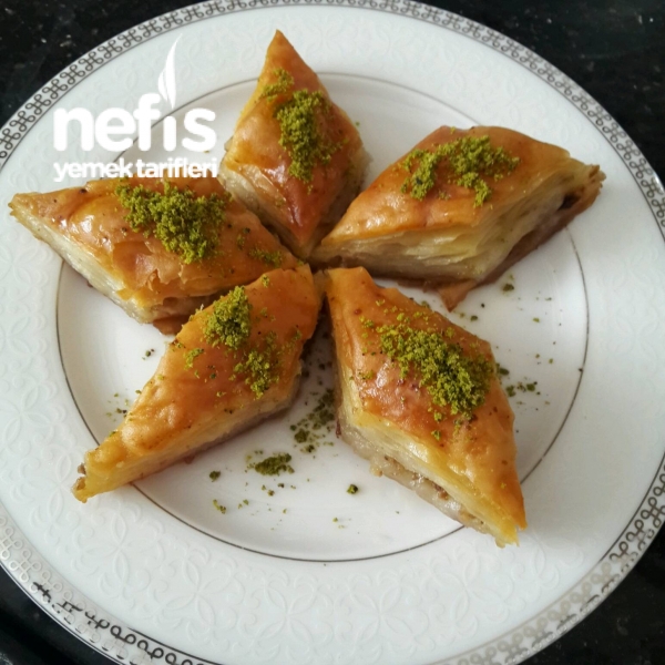 Baklava (Yapım Aşamaları İle)