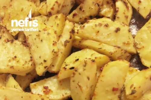 Fırında Baharatlı Çabuk Patates Tarifi