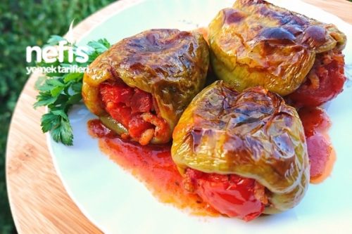 Fırında dolması domates pişirmek ne kadar lezzetlidir Fırında dolması domates pişirmek ne kadar lezzetlidir