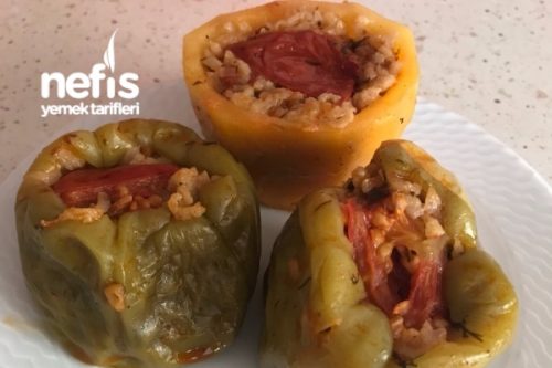 Etsiz Biber Dolmasi Nefis Yemek Tarifleri 3662671