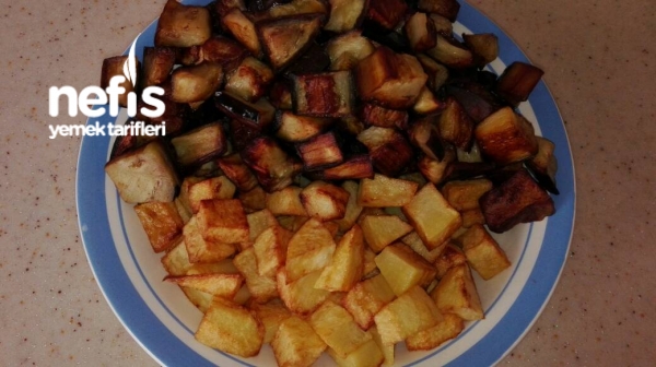 Patatesli, Bezelyeli Patlıcan Yemeği (Muhteşem Ötesi Lezzet)