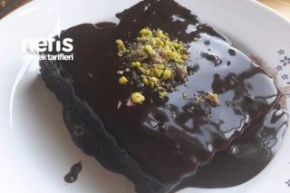 Çikolata Soslu Islak Kek Tarifi (Bayılacaksınız)