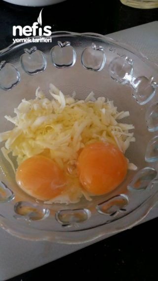 Kahvaltılık yumurtalı Kaşarlı Patates