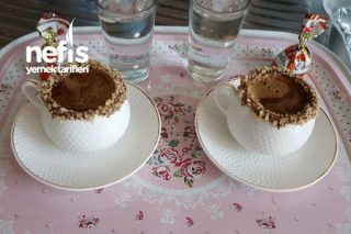 Çikolata Süslü Türk Kahvesi Tarifi