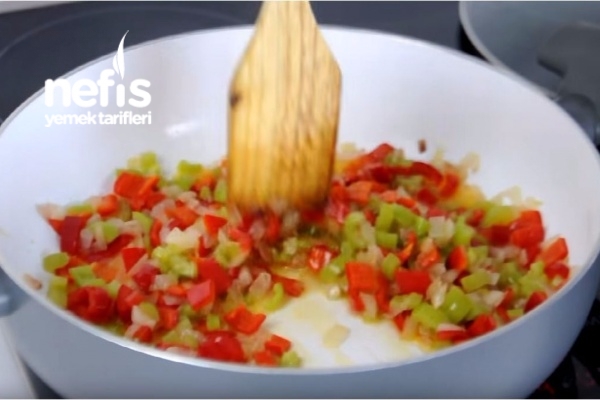 Zeytinyağlı Patlıcan Yemeği Yapımı Videısu Zeytinyağlı Patlıcan Yemeği Yapımı Videısu