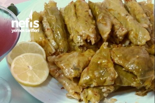 Kıymalı Lahana Sarması Tarifi Videosu Kıymalı Lahana Sarması Tarifi Videosu
