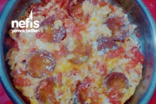 Domatesli Sucuklu Yumurta - Nefis Yemek Tarifleri - #3714808