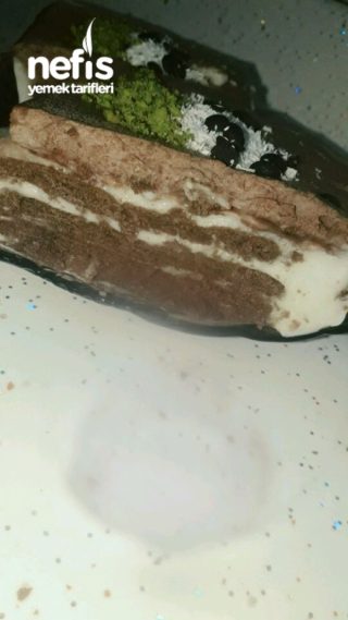 Muhallebili Buskuvili Pasta