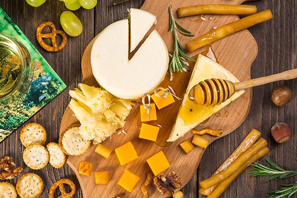 Türk ve Dünya Mutfağından Peynir Çeşitleri, İsimleri ve Özellikleri Tarifi