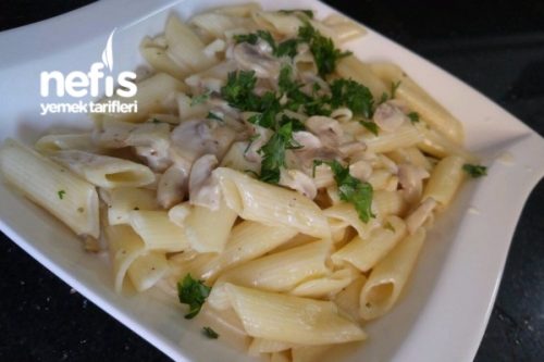 Kremalı Mantarlı Penne Makarna Tarifi