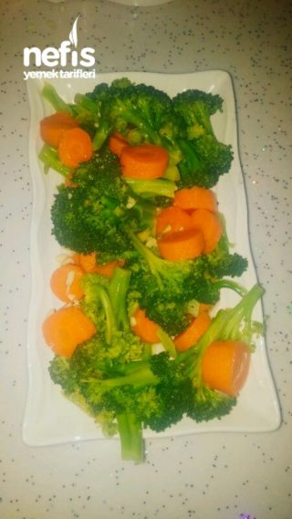 Saglik Küpü Buharda Brokoli Salatam
