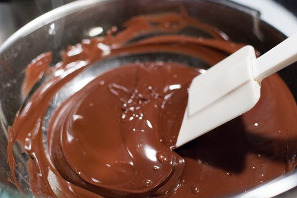 kuvertür çikolata nasıl kullanılır