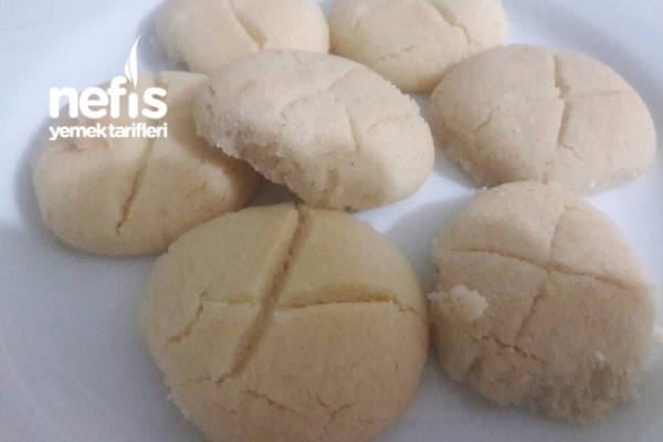 Az Malzemeli Nefis Un Kurabiyesi Nefis Yemek Tarifleri 3765645