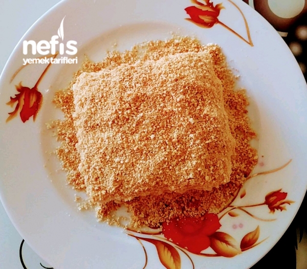 Bisküvili İrmikli Köstebek Pasta Nefis Yemek Tarifleri