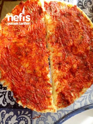 Bazlamadan Nefiss Pizza