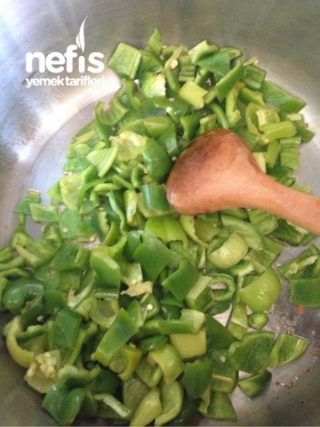 konservede patlıcan  yemeği (pratik)
