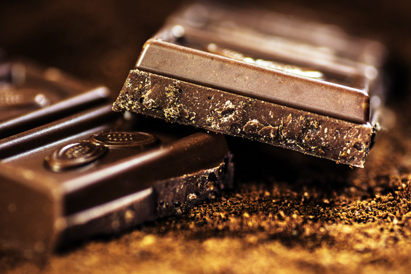 Bitter Çikolatanın Faydaları Nelerdir? Nefis Yemek Tarifleri