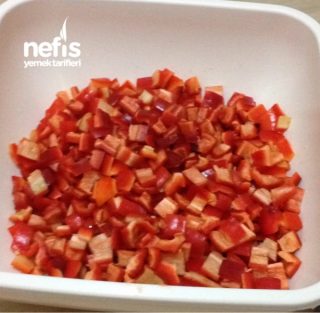 Kırmızı Biber Salatası (Kışlık)